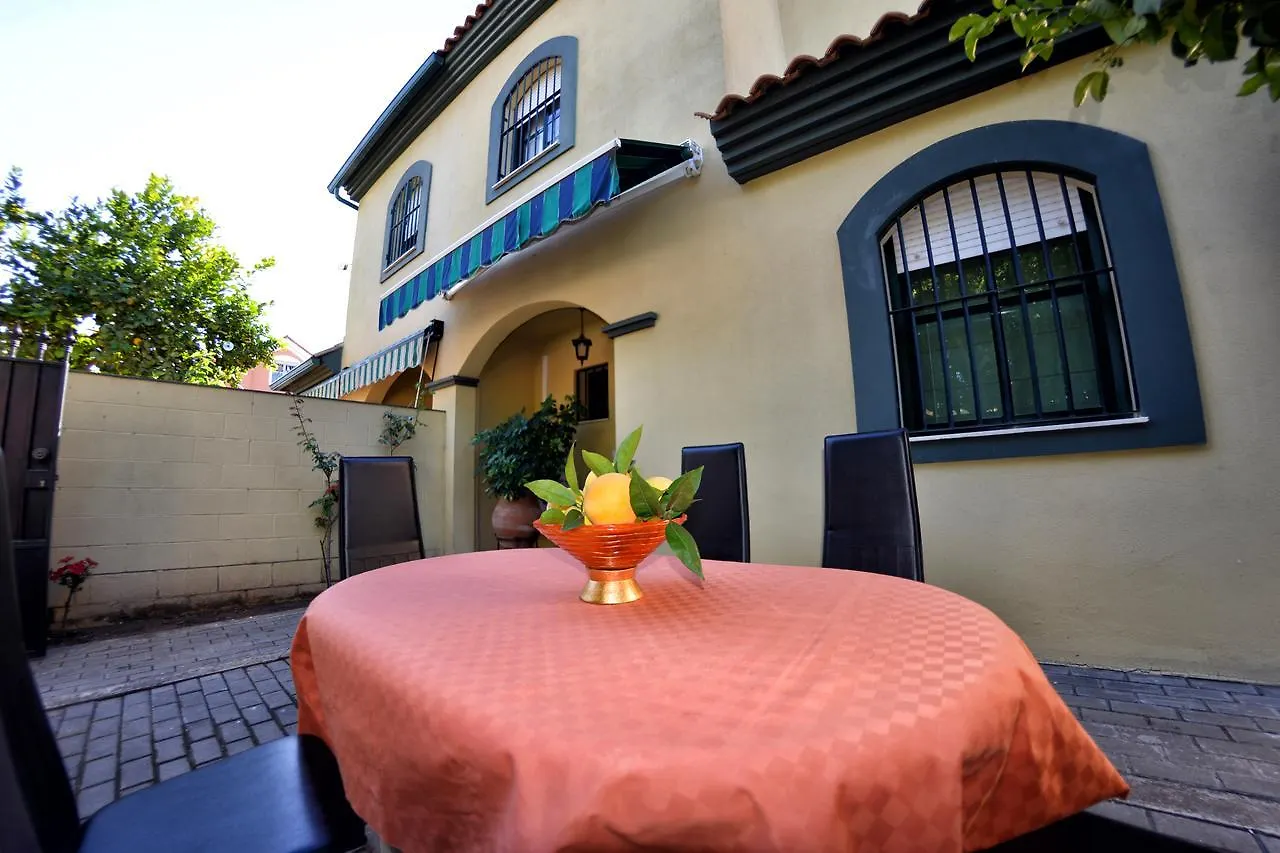 Wonderstays Chalet El Naranjo Севилья
