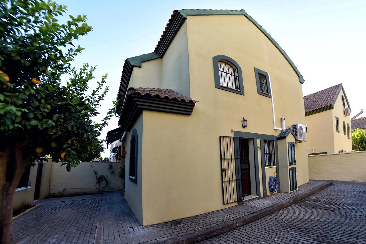 Wonderstays Chalet El Naranjo Sevilla 0*,  Spanien